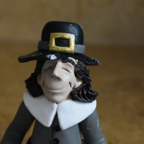 2 D Manning Thanksgiving Shelf Sitter Pilgrims Man Woman Clay Figure Statue Set - Picture 10 of 16